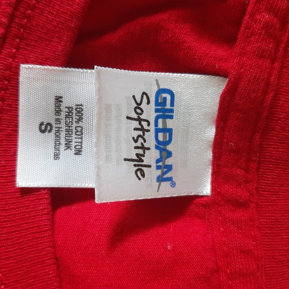 Aritzia Small Red T-Shirt 100% preshrunk Cotton - Picture 4 of 6